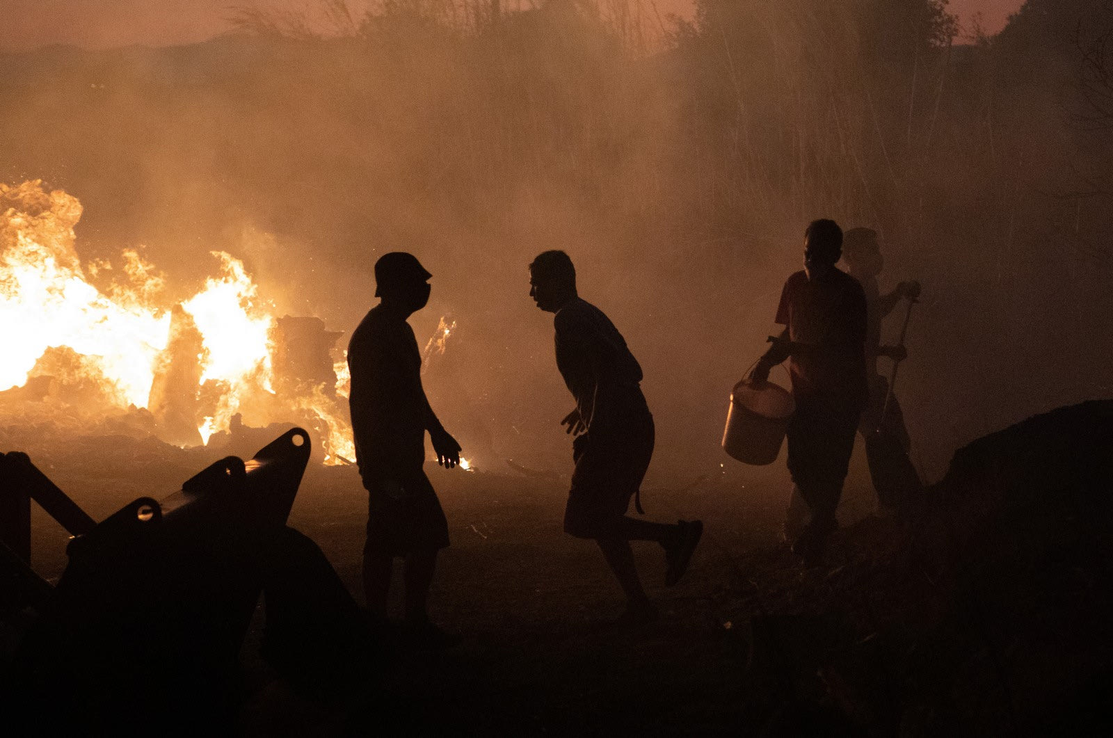 Φωτιά στην Παλαιά Πεντέλη