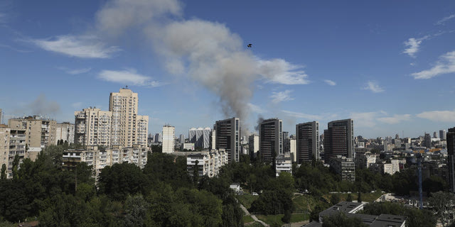 Ουκρανία: Μεγάλη πυρκαγιά στο Τερνόπιλ – Προηγήθηκε πυραυλική επίθεση