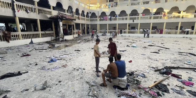 Βομβαρδισμός σχολείου στη Γάζα από το Ισραήλ