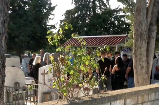 Ημαθία: Μνημόσυνο για τον 19χρονο Γιάννη- “Άλλο παιδί δεν θα χαθεί” λέει ο πατέρας του