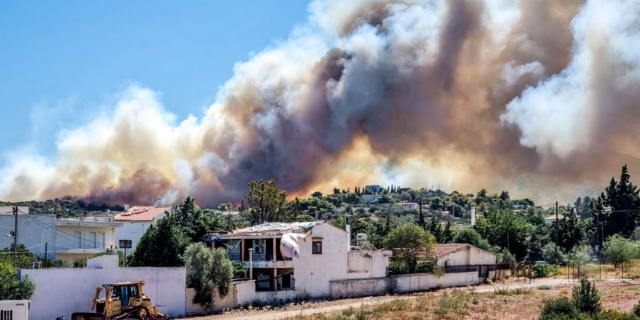 Φωτιά στο Κορωπί
