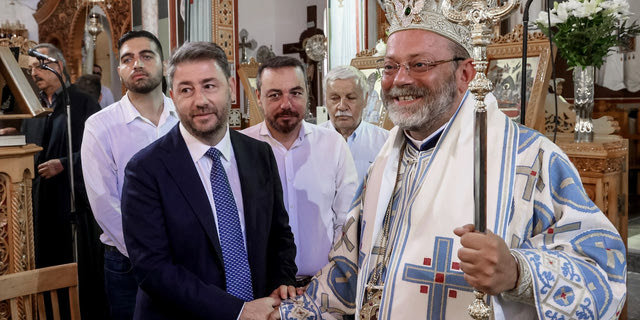 Νίκος Ανδρουλάκης στη θεία λειτουργία για την εορτή της Κοιμήσεως της Θεοτόκου στον ομώνυμο Ιερό Ναό στο Μασταμπά του Ηρακλείου Κρήτης