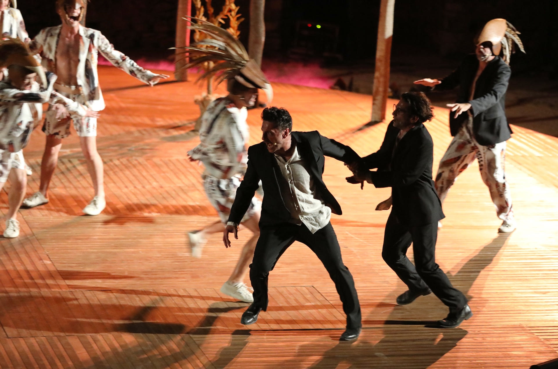 Όρνιθες- Άρης Μπινιάρης