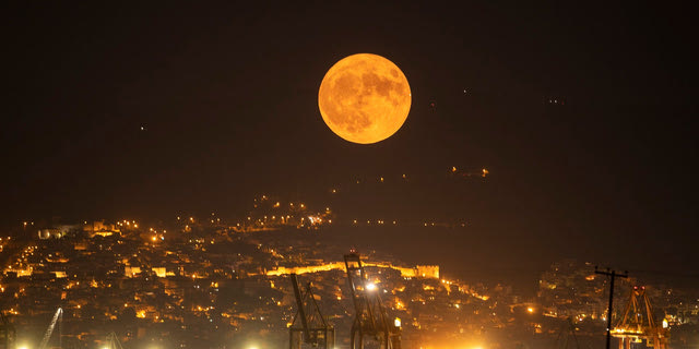Πανσέληνος Αυγούστου (Φωτογραφία αρχείου)