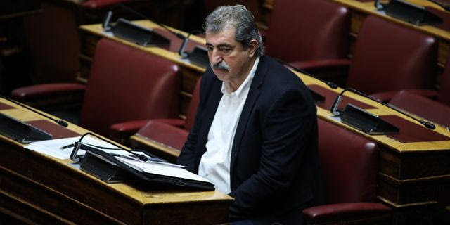 Άρση ασυλίας του Πολάκη επειδή είπε “απατεώνα” τον Κασσελάκη