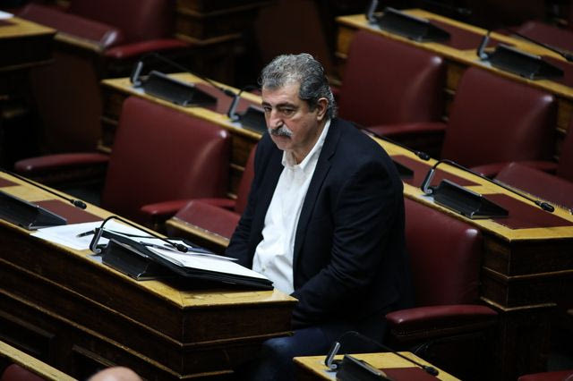 Άρση ασυλίας του Πολάκη επειδή είπε “απατεώνα” τον Κασσελάκη