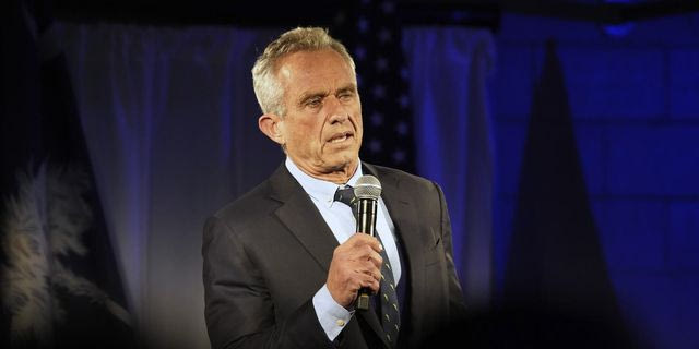 O Robert F. Kennedy Jr.