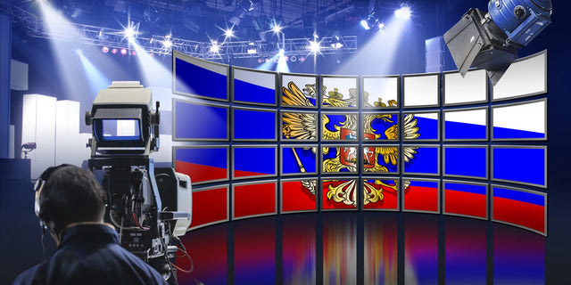 Μια σπάνια στιγμή αμφισβήτησης στη ρωσική κρατική τηλεόραση – Βίντεο