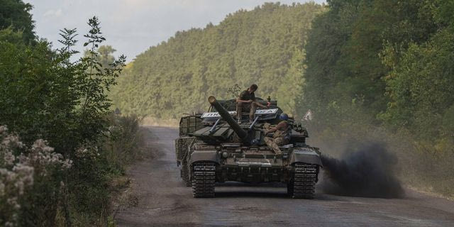 Έκτακτη Σύνοδος Κορυφής: Η ατζέντα, τα αγκάθια και ο Ζελένσκι