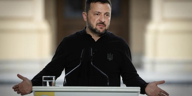 Ζελένσκι: Ανακοίνωσε την επιστροφή 49 αιχμαλώτων πολέμου