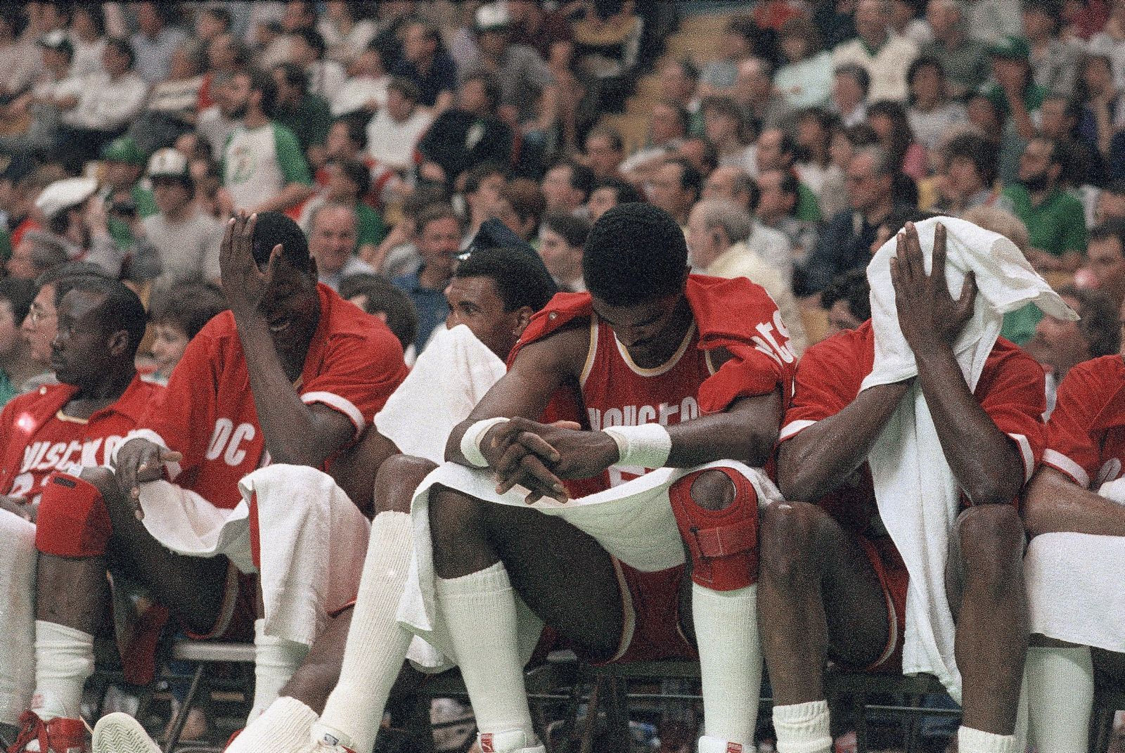 Ο Μίτσελ Γουίγκινς στους Houston Rockets το 1986