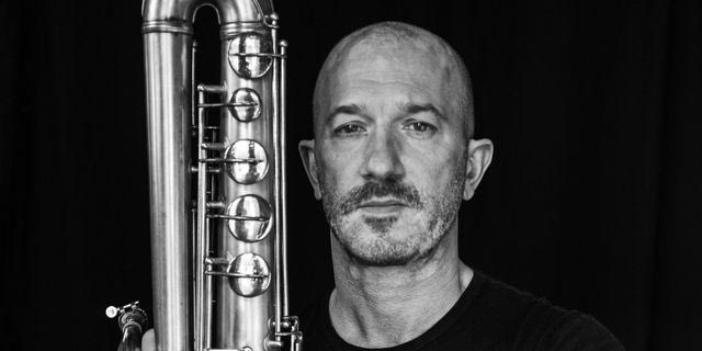 Colin Stetson: Ο avant-garde βιρτουόζος του σαξοφώνου για πρώτη φορά στην Ελλάδα