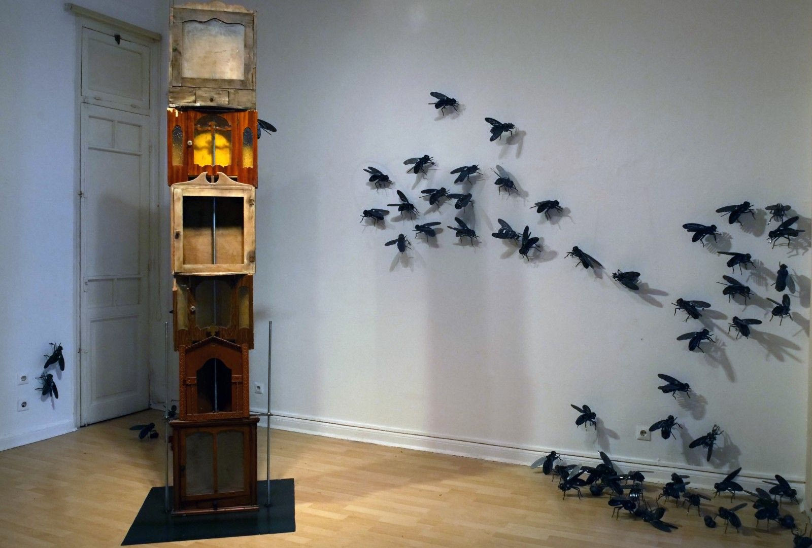 Lola Nikolaou Gallery, Vasilis Alexandrou, Harris Kondospfyris, instalation