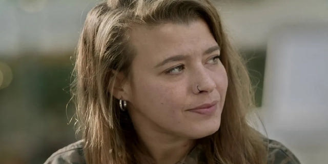 Το νέο τραγούδι της Ιουλίας Καραπατάκη αποκλειστικά στο NEWS 24/7