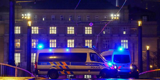 Περιπολικά στην Πράγα