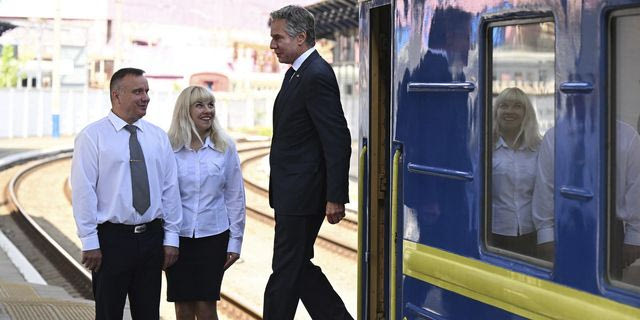 Στην Ουκρανία o Μπλίνκεν – Οι κρίσιμες αποφάσεις και οι απειλές της Μόσχας