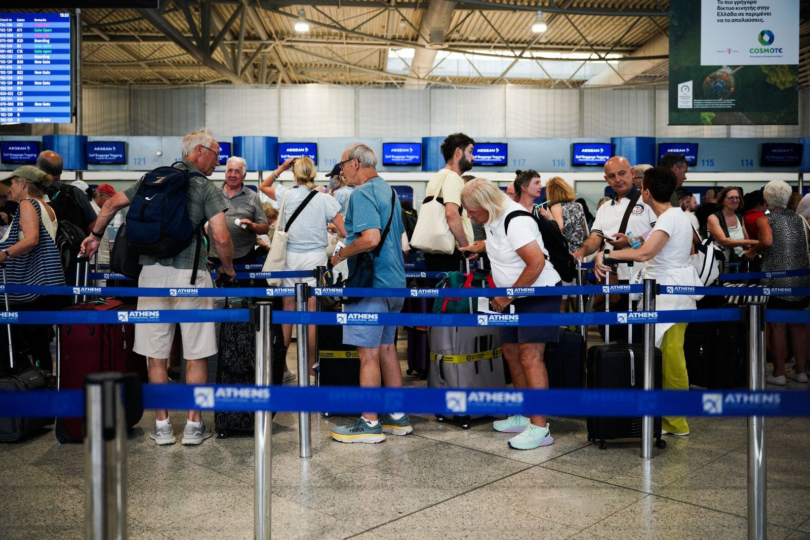 Τουριστική κίνηση στο Αεροδρόμιο "Ελευθ. Βενιζέλος"