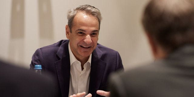 Συνάντηση του Πρωθυπουργού Κυριάκου Μητσοτάκη με τον Αντικαγκελάριο της Γερμανίας και Ομοσπονδιακό Υπουργό Οικονομικών Υποθέσεων και Προστασίας του Κλίματος ( Robert Habeck) Ρόμπερτ Χάμπεκ