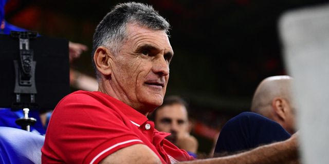 Μεντιλίμπαρ: Αν δεν μπούμε με τη νοοτροπία πως είμαστε καλύτεροι, ρισκάρουμε ακόμα και να χάσουμε