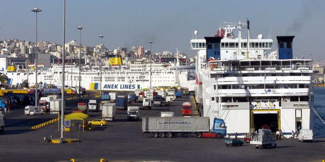 Λιμάνι Πειραιά (φωτογραφία αρχείου)