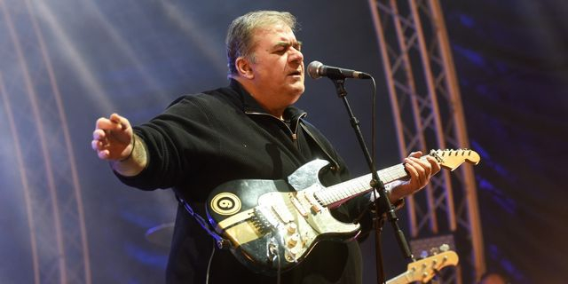 Δημήτρης Σταρόβας