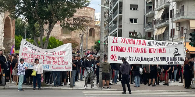 Αυτοκίνητο παρέσυρε και τραυμάτισε ένα ζευγάρι το οποίο συνόδευε το ανήλικο παιδί τους στην ΕΟ Θεσσαλονίκης - Πολυγύρου