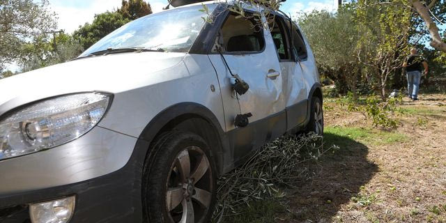 Αυτοκίνητο παρέσυρε και τραυμάτισε ένα ζευγάρι το οποίο συνόδευε το ανήλικο παιδί τους στην ΕΟ Θεσσαλονίκης - Πολυγύρου