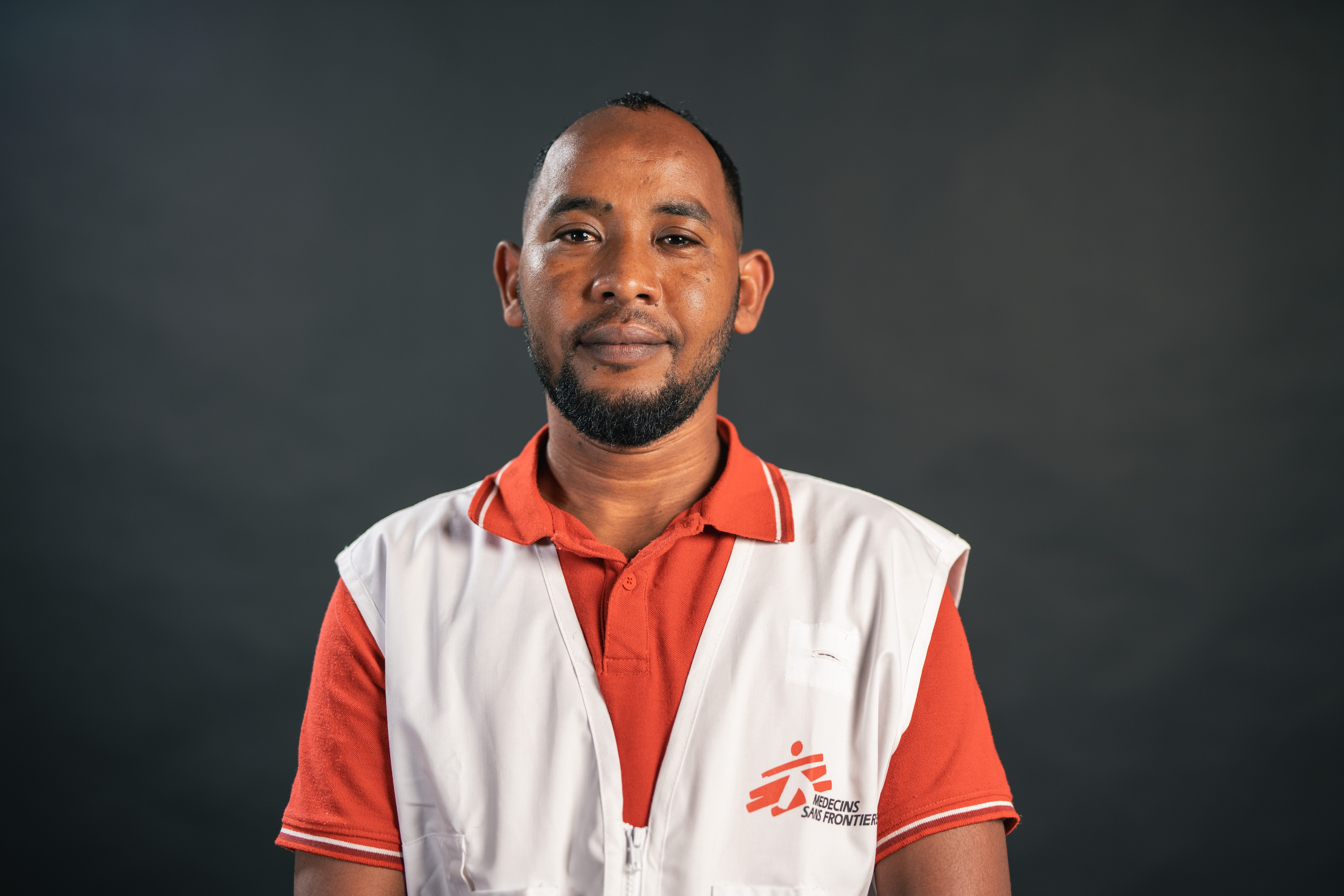 Το πορτραίτο του Ismail, μέλους της ομάδας των Γιατρών Χωρίς Σύνορα