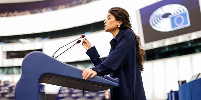 Η ευρωβουλεύτρια Rima Hassan