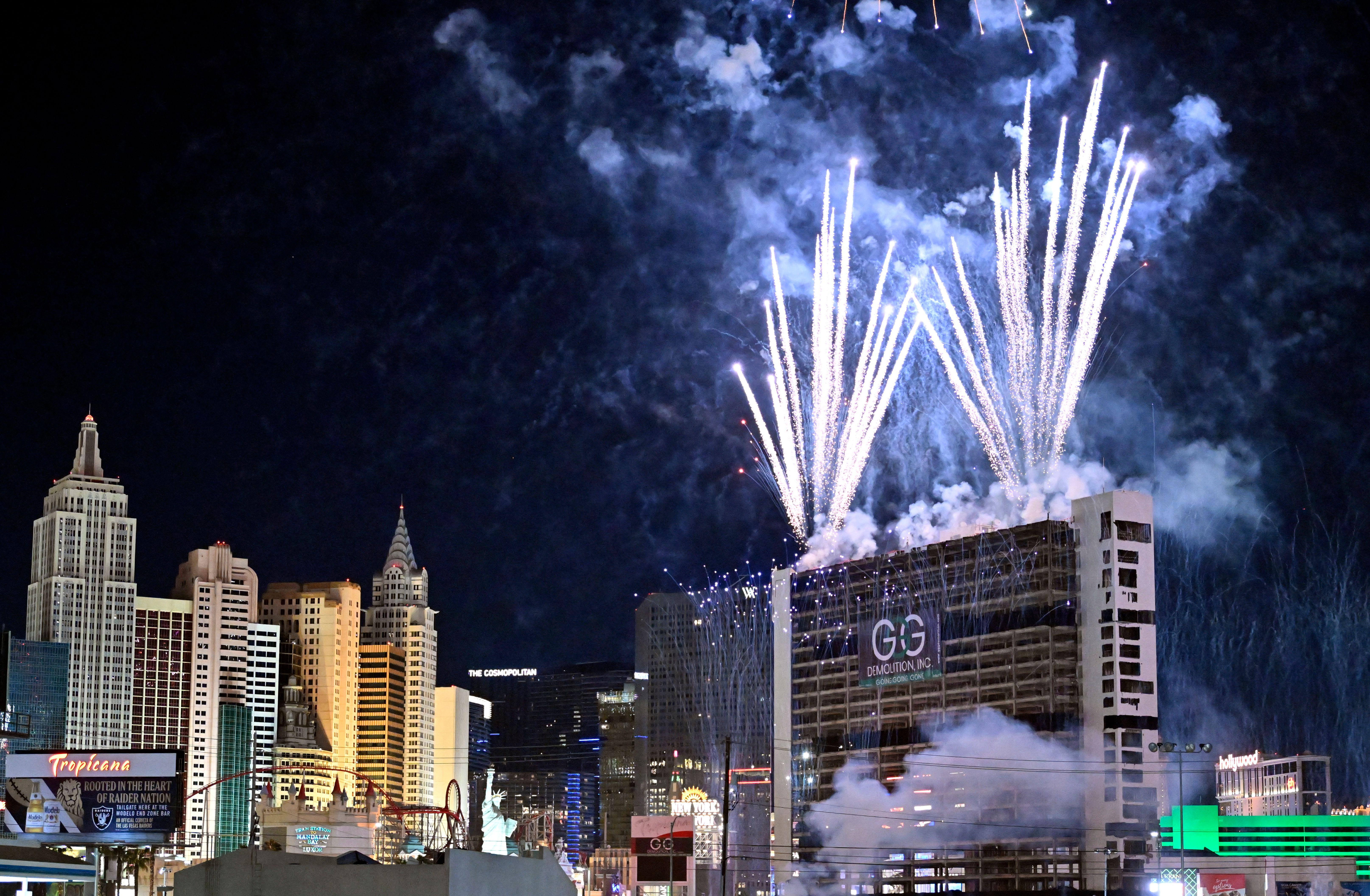 Η κατεδάφιση του ξενοδοχείου Τropicana