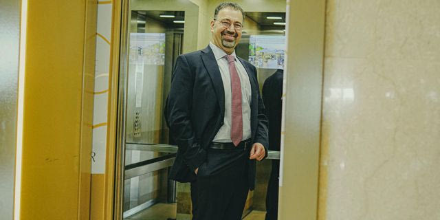 Συζητώντας στη Θράκη για τον Νομπελίστα Ατζέμογλου – Tι διδάσκει στους Έλληνες
