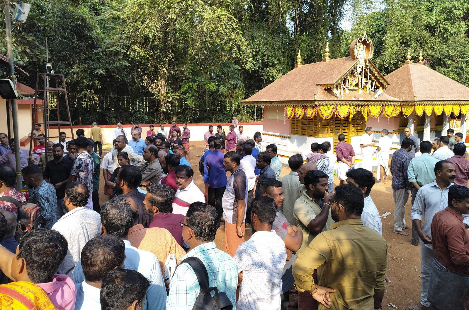 Έκρηξη σε αποθήκη πυροτεχνημάτων στην Ινδία