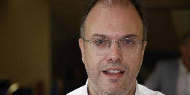 Θεοχαρόπουλος: Η τοξικότητα έχει ονοματεπώνυμο “Στέφανος Κασσελάκης”