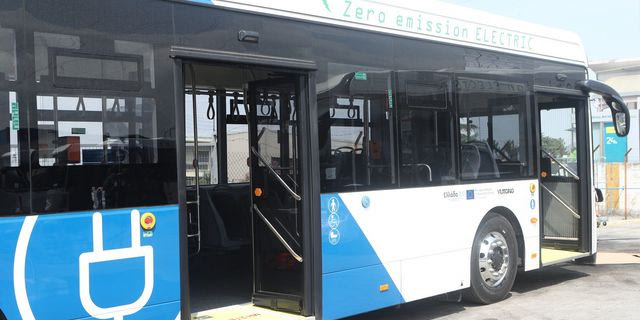 Πώς προχωρά το πλάνο ανανέωσης των λεωφορείων σε Αθήνα και Θεσσαλονίκη