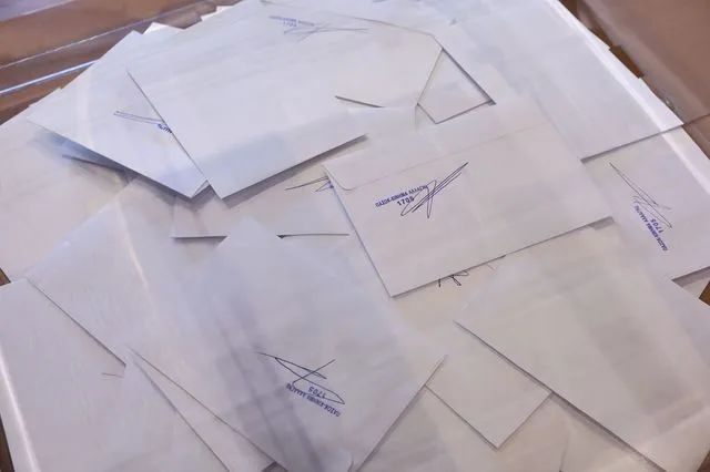 Δεύτερος γύρος για την ανάδειξη νέου προέδρου του ΠΑΣΟΚ - Κινήματος Αλλαγής