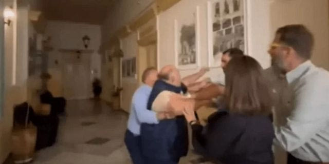 Σέρρες: Αντιδήμαρχοι πιάστηκαν στα χέρια – Βίντεο