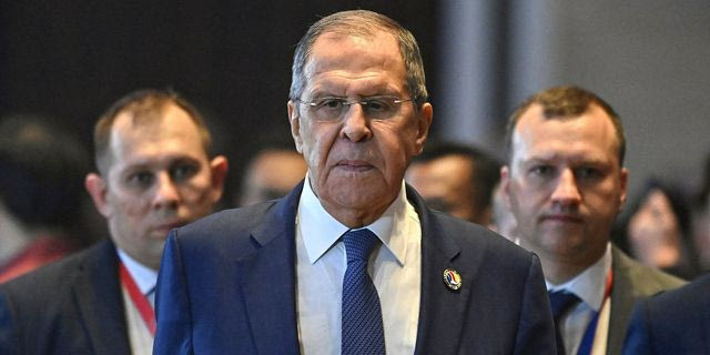 Λαβρόφ: “Οι όροι μας για την ειρήνη, μόλις ολοκληρωθεί η ανταλλαγή αιχμαλώτων πολέμου”