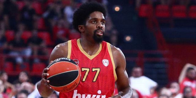 Ολυμπιακός: Με τον ΜακΚίσικ στην Κωνσταντινούπολη, εκτός 12άδας ο Μήτρου-Λονγκ