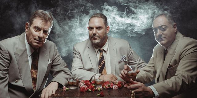 Τα πήρες όλα και έφυγες – Η ζωή του Στράτου Διονυσίου