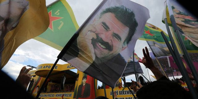 Οτσαλάν προς PKK: Παραδώστε τα όπλα, αναλαμβάνω την ιστορική ευθύνη