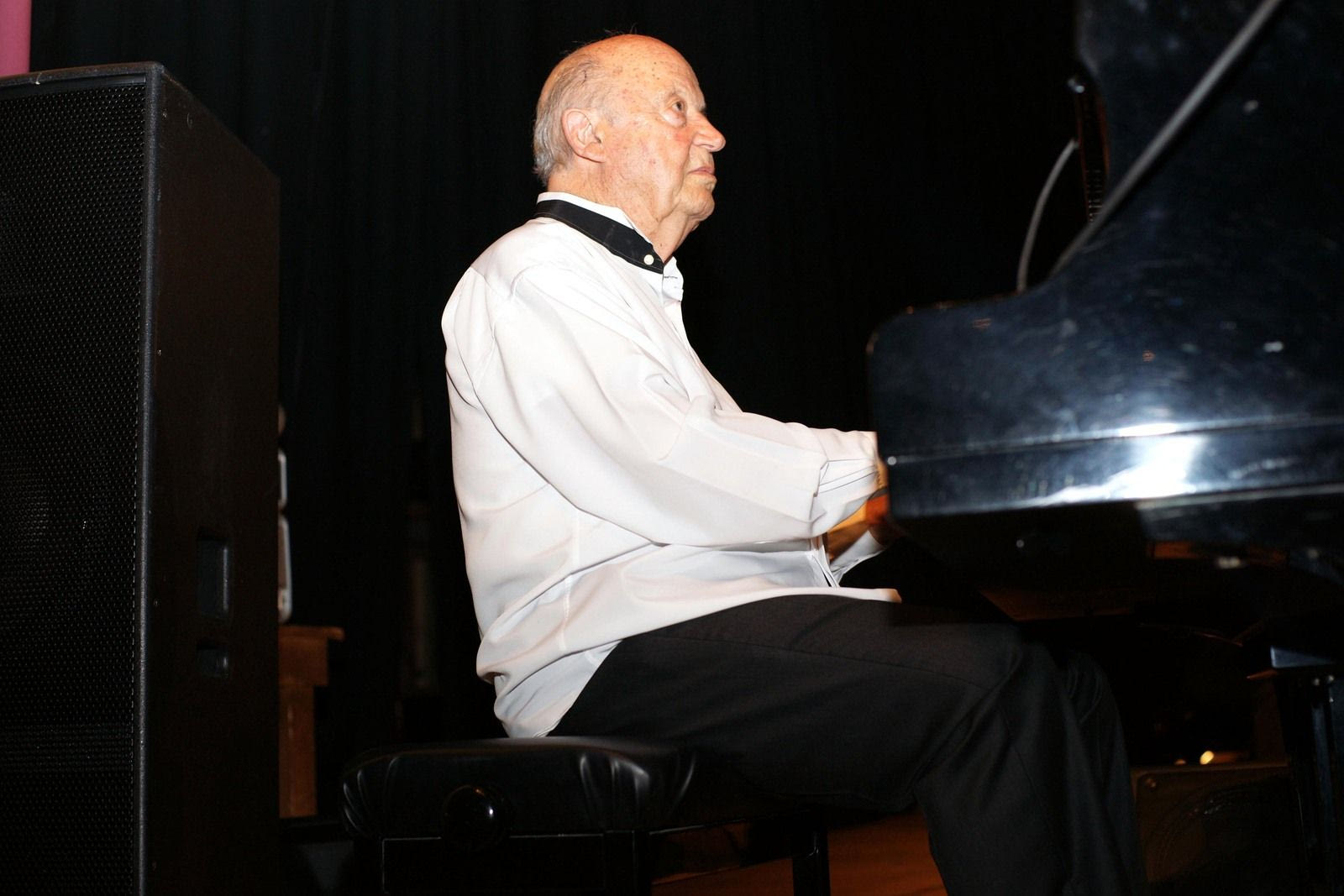 Μίμης Πλέσσας