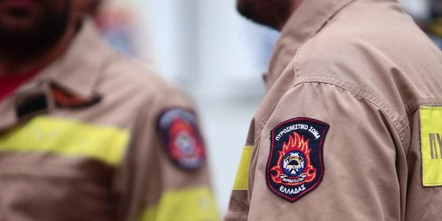 Συγκέντρωση διαμαρτυρίας εποχικών πυροσβεστών στο υπουργείο Κλιματικής Κρίσης και Πολιτικής Προστασίας το 2023