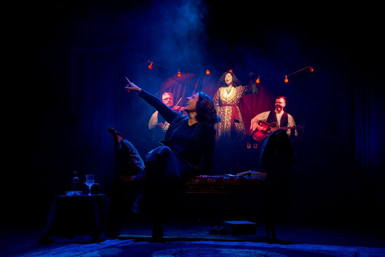 Ρόζα Εσκενάζυ, η βασίλισσα του Ρεμπέτικου