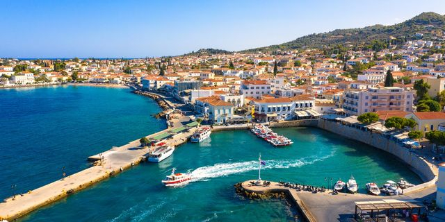 Στο ζενίθ οι τιμές πώλησης κατοικιών στα νησιά του Αργοσαρωνικού  – Παραδείγματα