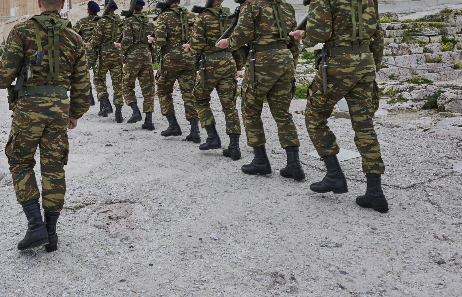Στρατιωτική θητεία 9 μηνών για όσους καταταγούν χωρίς αναβολή