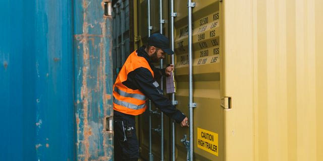 ΑΑΔΕ: Νέα Τελωνειακά Ελεγκτικά Κέντρα σε Αθήνα και Θεσσαλονίκη