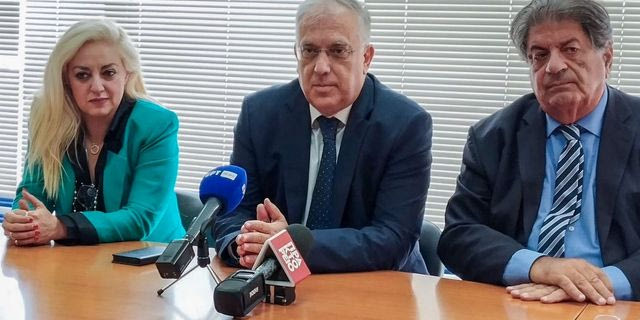 Θεοδωρικάκος: “Ενισχύουμε με κάθε διαθέσιμο τρόπο τον Συνήγορο του Καταναλωτή”