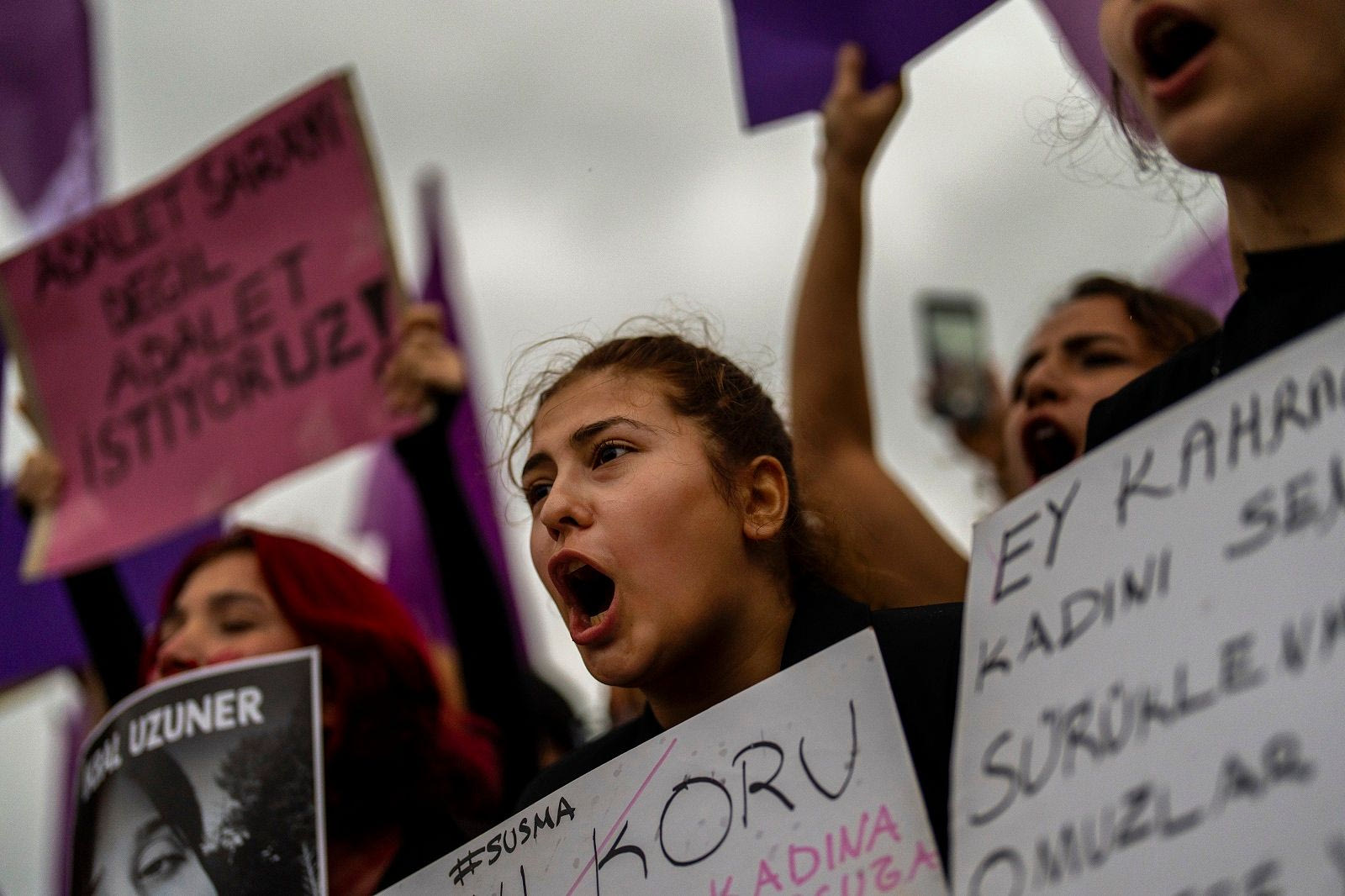 Διαδηλώσεις στην Τουρκία κατά των γυναικοκτονιών