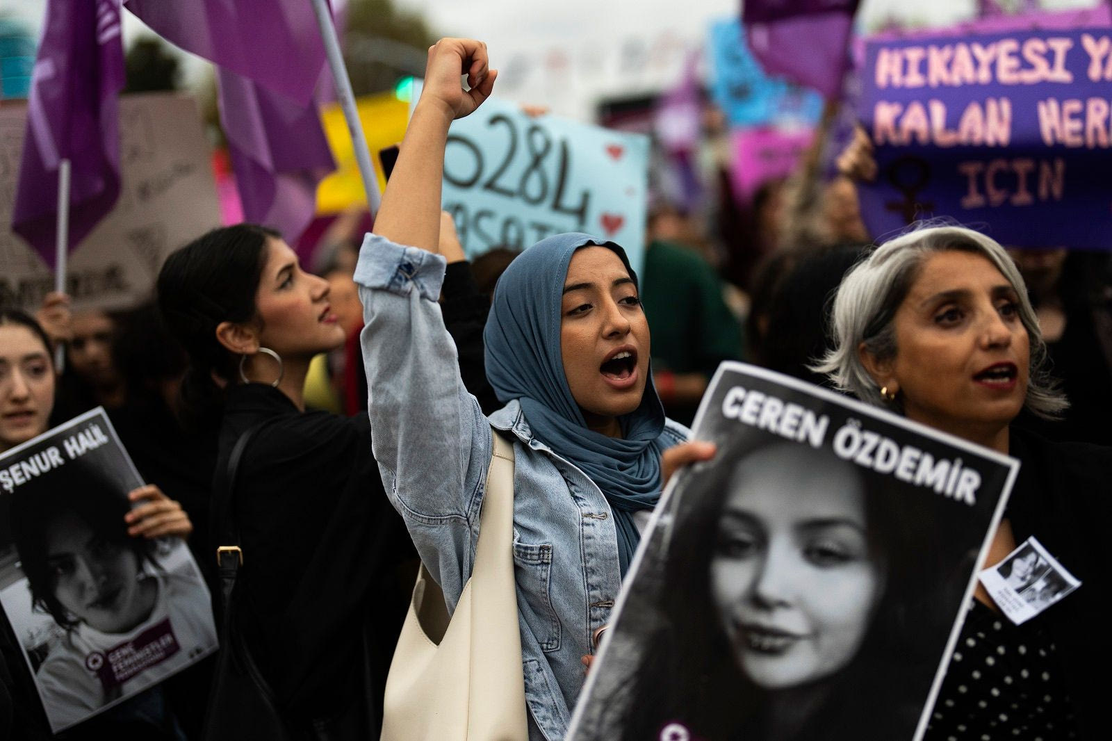 Διαδηλώσεις στην Τουρκία κατά των γυναικοκτονιών