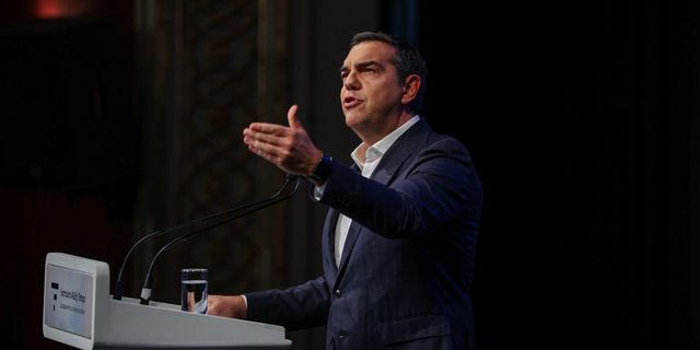 Ο Τσίπρας “απάντησε” στην επίθεση Σαμαρά… πριν αυτή γίνει